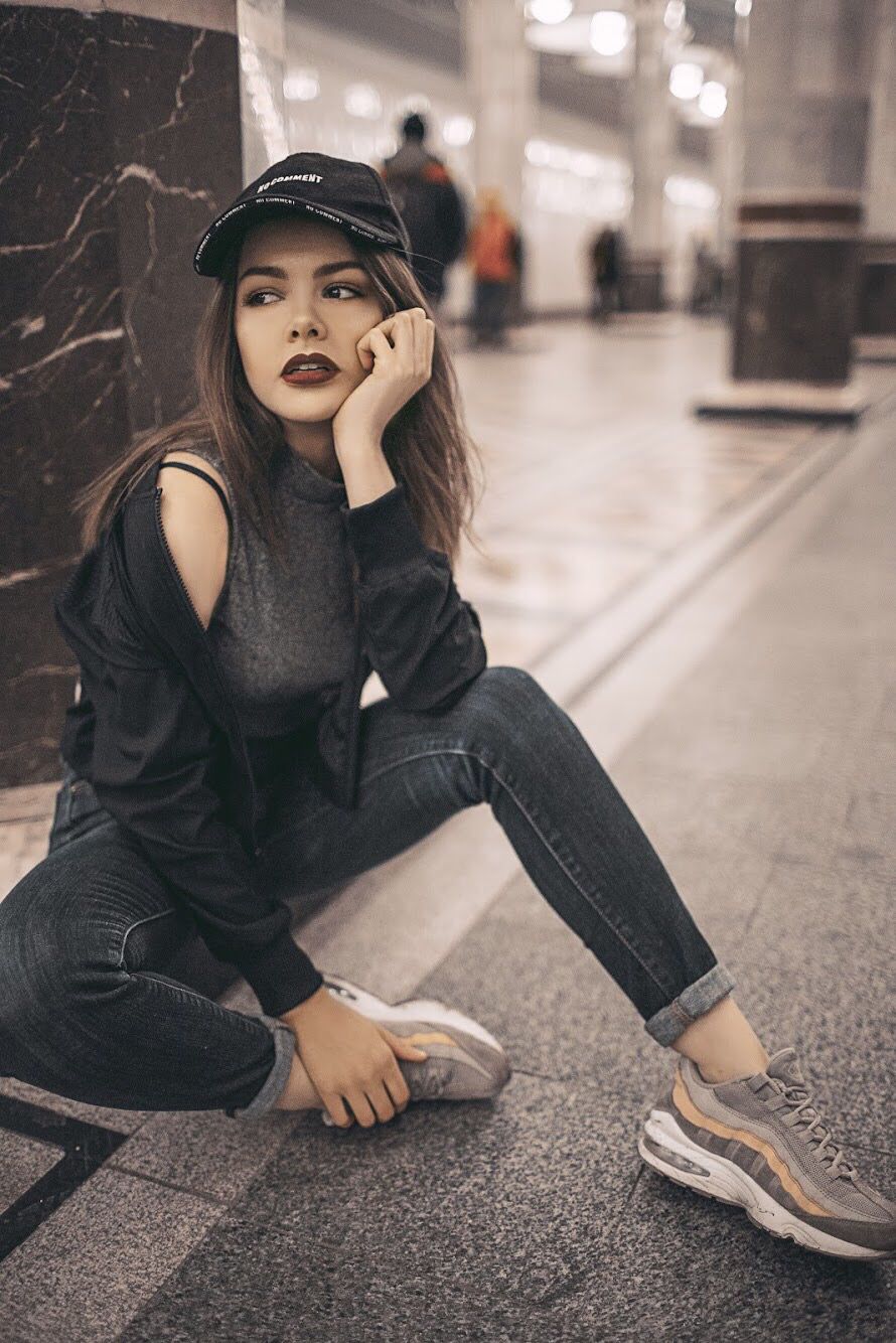 Sassy girls in Kunming