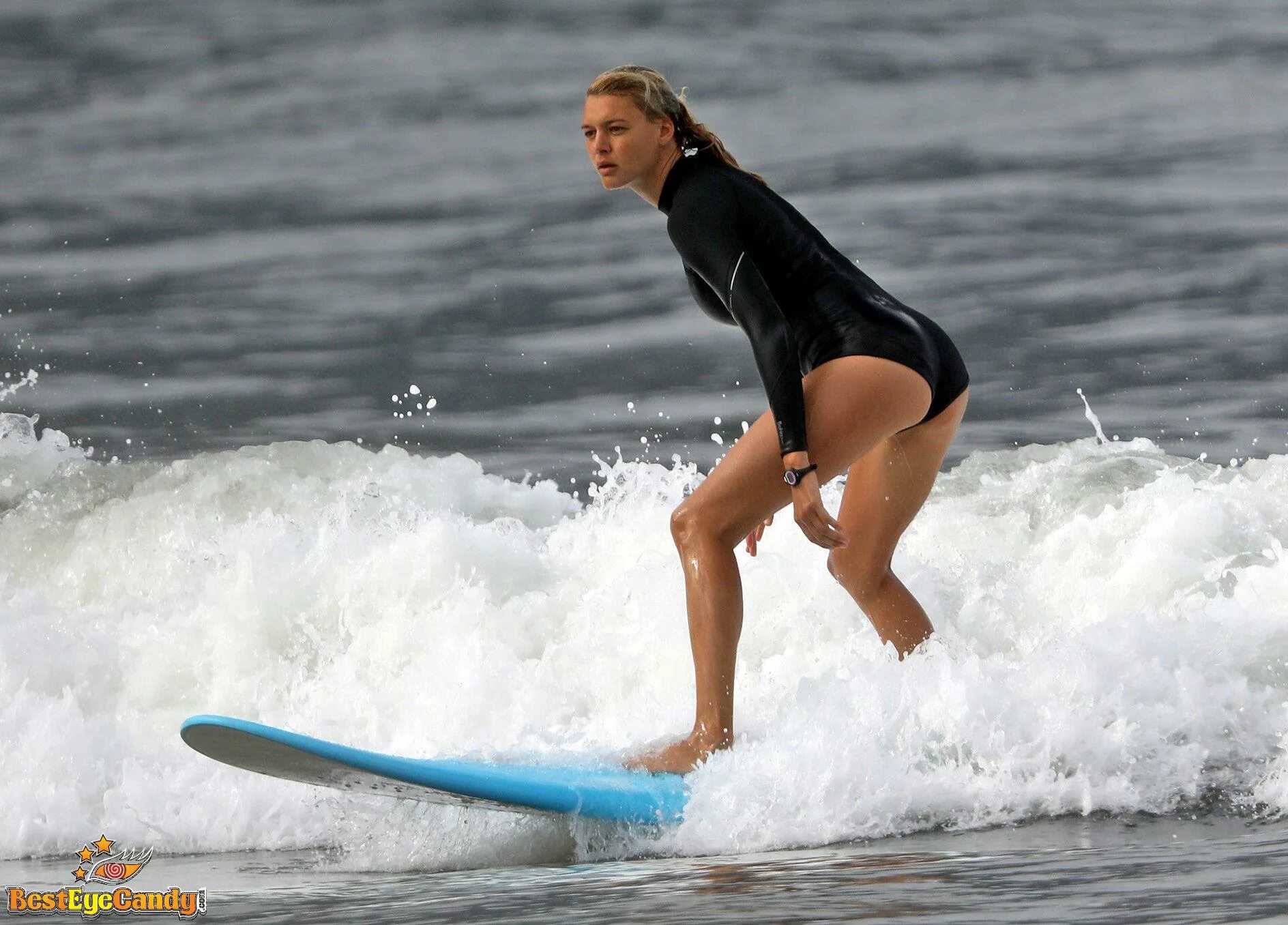 Kelly Rohrbach underwear in Kunming