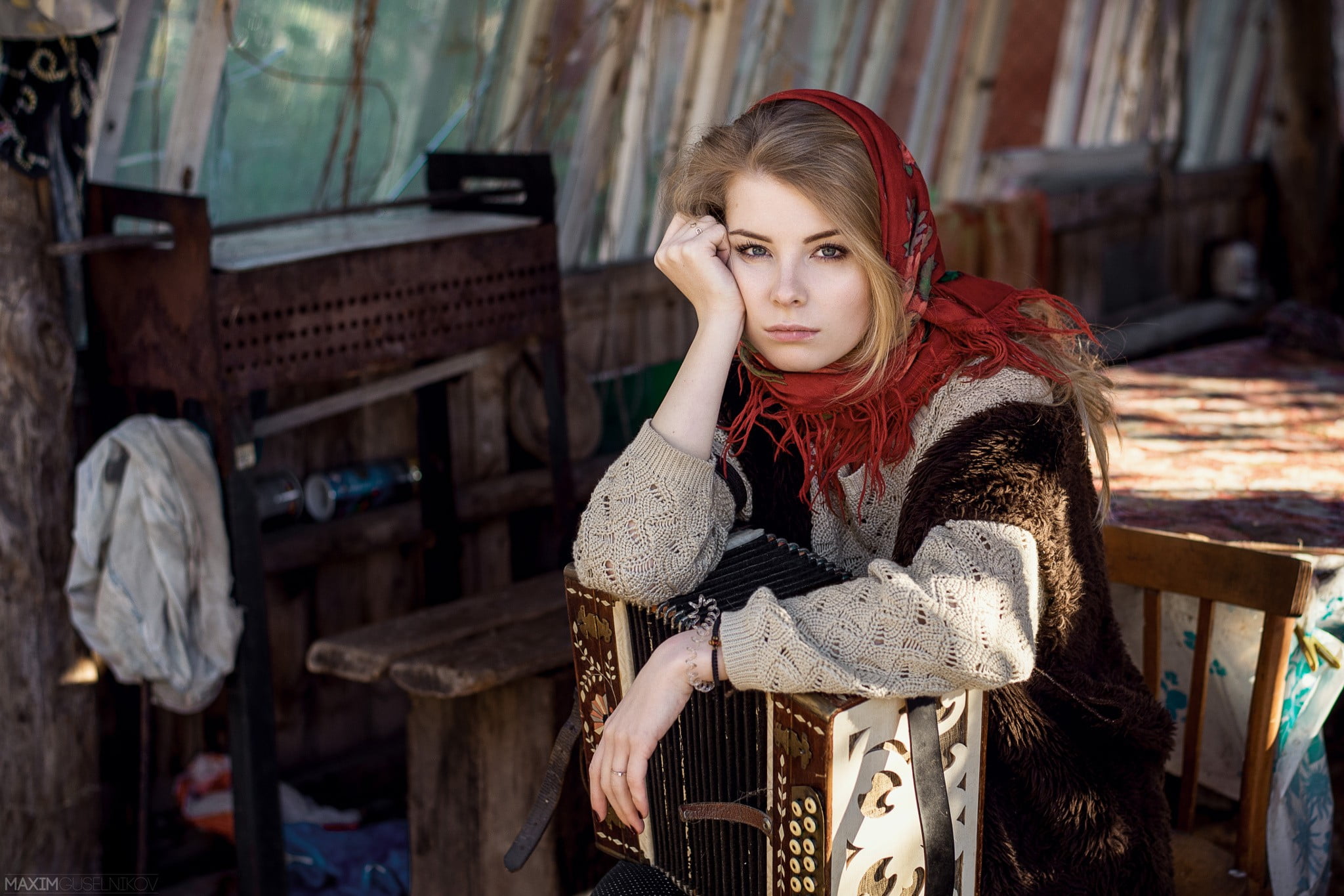 Slavic women in Kunming