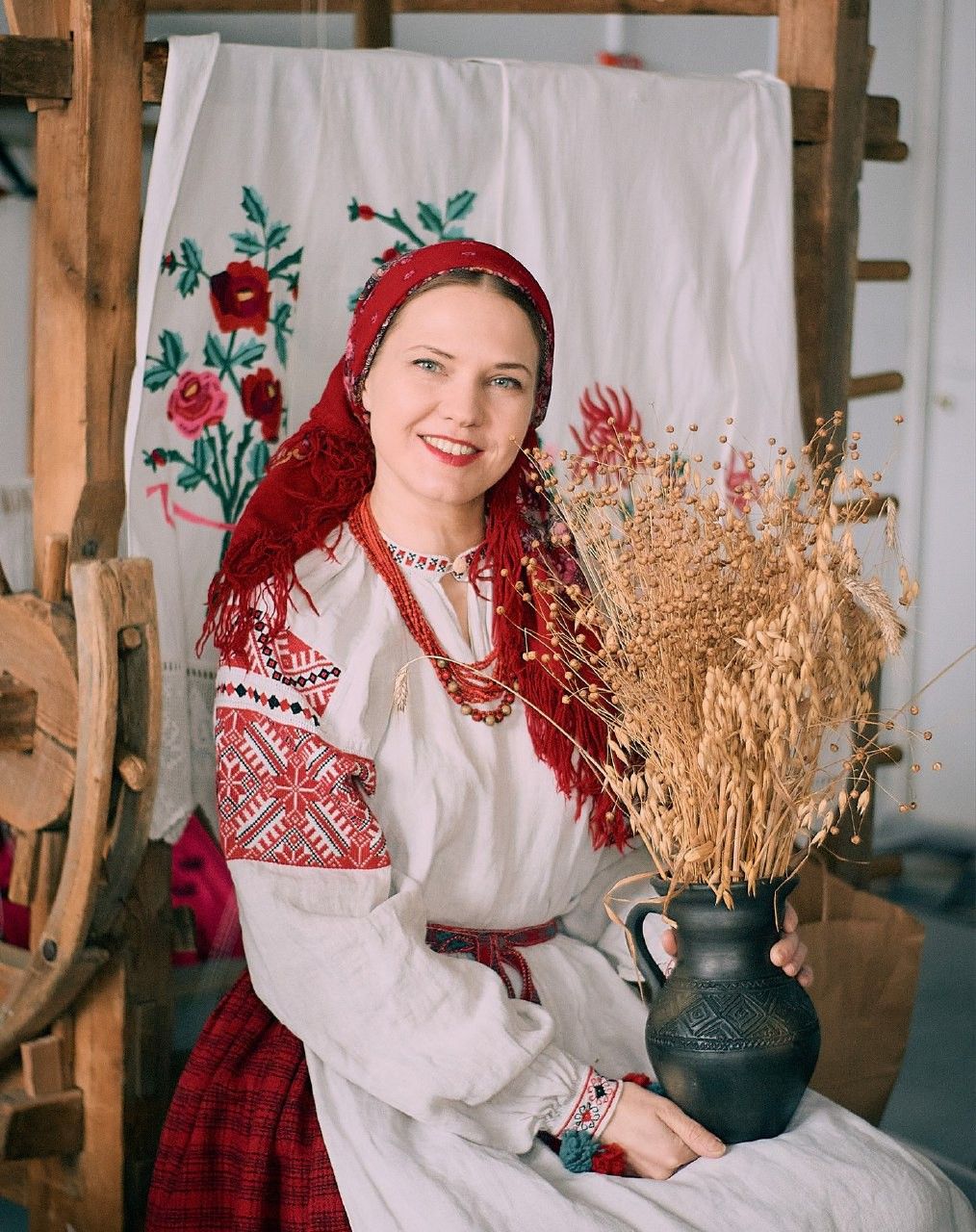 Women in Slavic costumes in Kunming