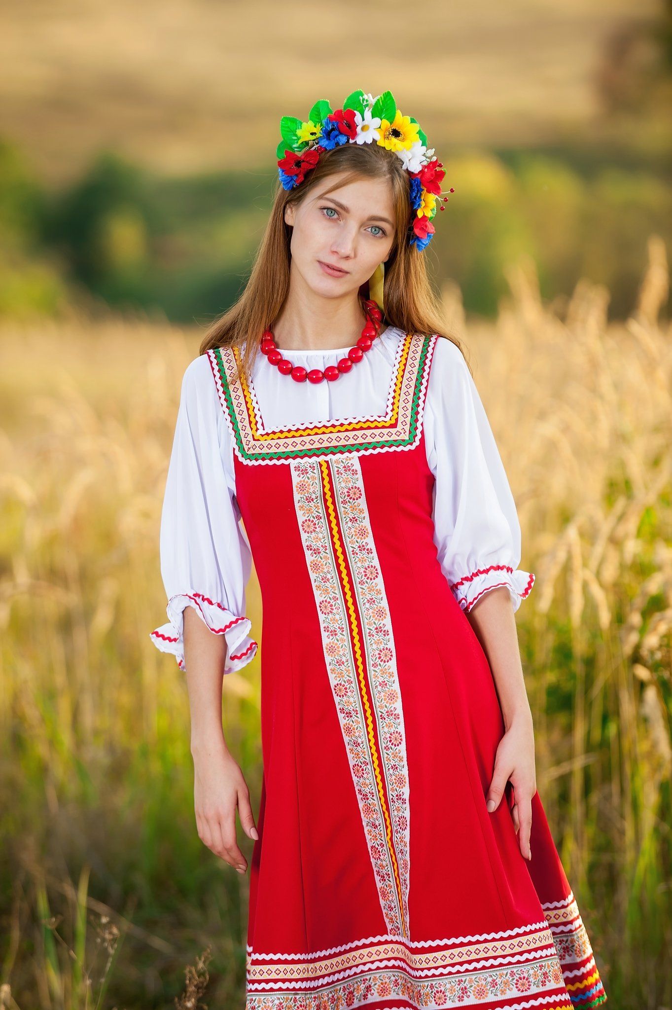 Women in Slavic costumes in Kunming