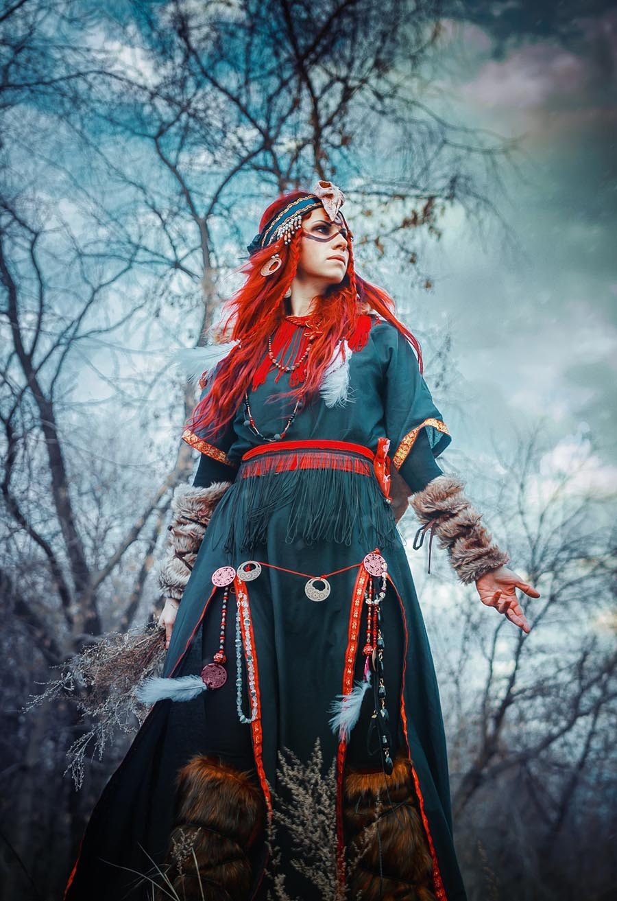 Girls in Slavic costumes underwear in Kunming