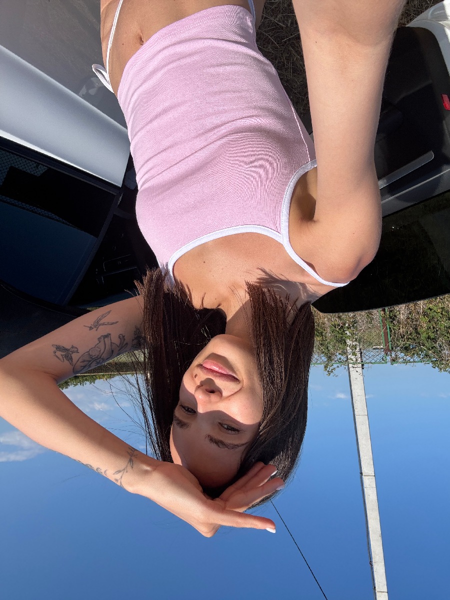 Sexy model Tina in Kunming